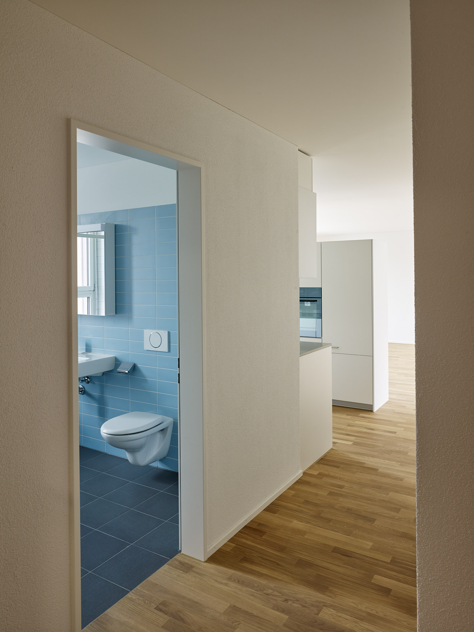 E14507 Alpa 045207 SCREEN